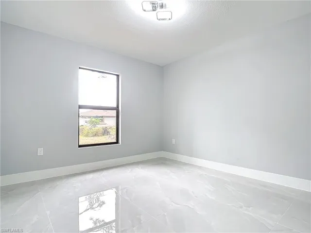 2607 8th St Sw, Lehigh Acres, Florida 33976
