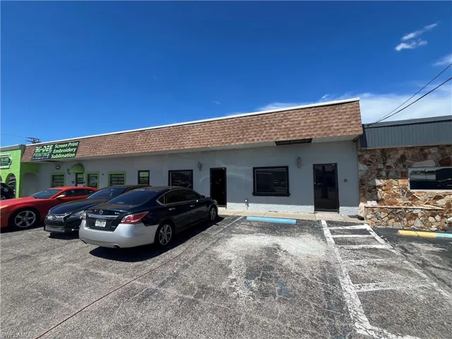 954 Country Club Blvd A, Cape Coral, Florida 33990