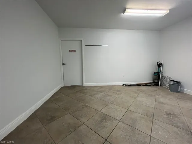 954 Country Club Blvd A, Cape Coral, Florida 33990