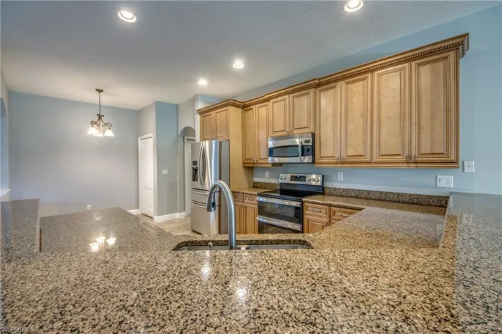 12396  Muddy Creek  LN, Fort Myers, FL 33913