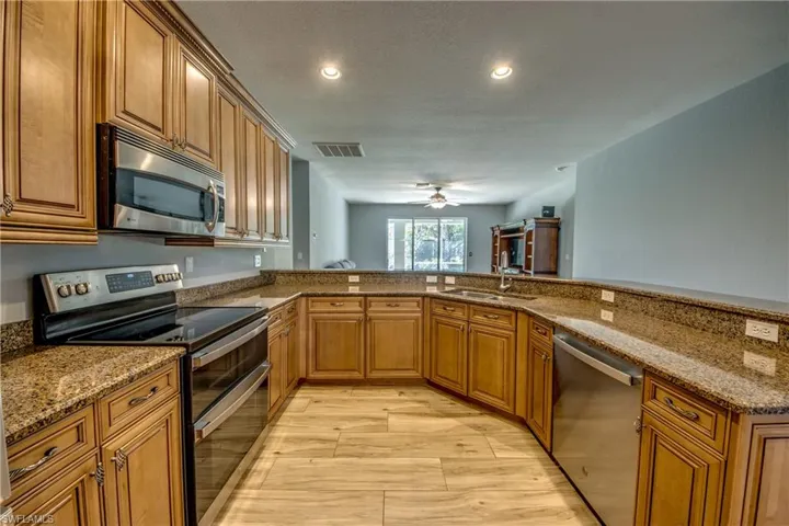 12396  Muddy Creek  LN, Fort Myers, FL 33913