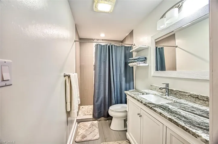2695  Francis  AVE, Naples, FL 34112