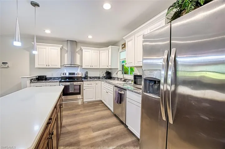 2695  Francis  AVE, Naples, FL 34112