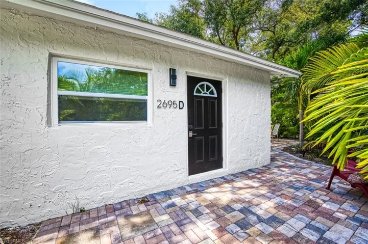 2695  Francis  AVE, Naples, FL 34112