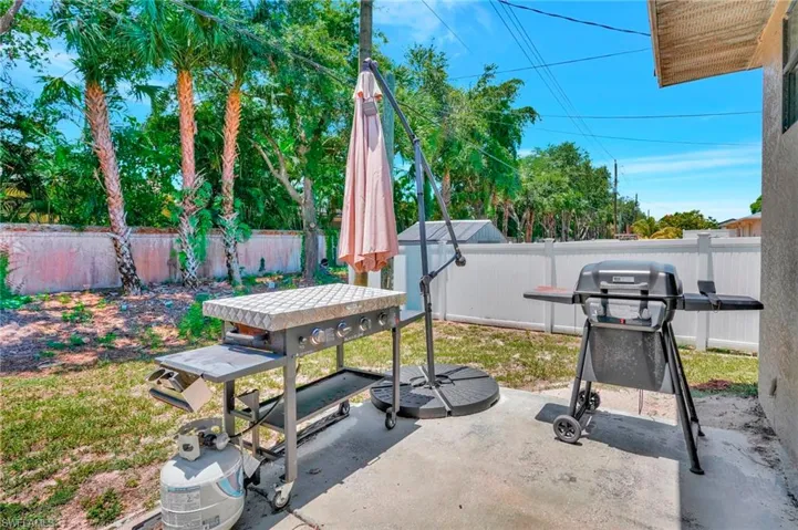 8416-8418 Matanzas Rd, Fort Myers Fl 33967