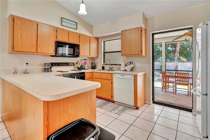 8416-8418 Matanzas Rd, Fort Myers Fl 33967