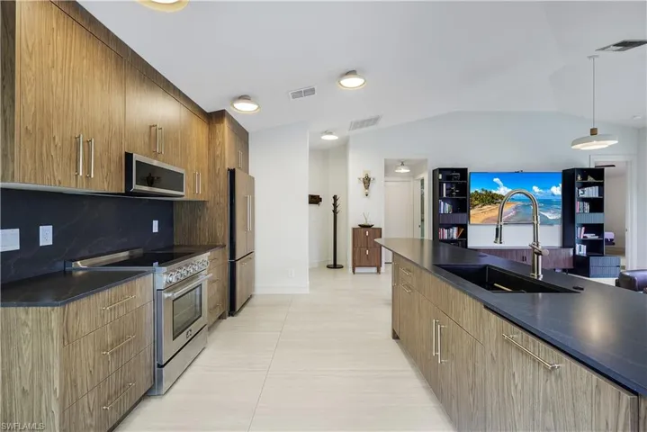 21167 Butchers Holler, Estero, Florida 33928