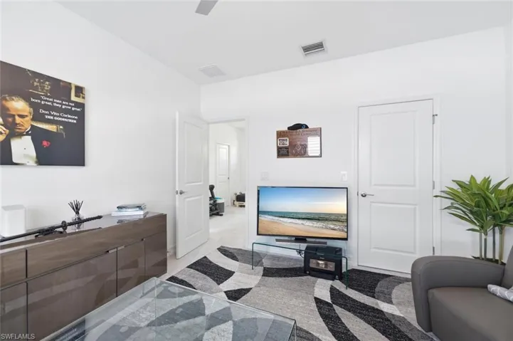 7345 Rockefeller Dr, Naples, Florida 34119