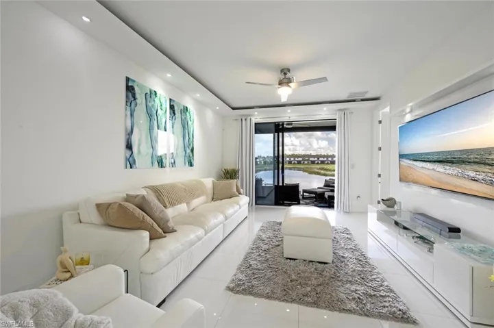 7345 Rockefeller Dr, Naples, Florida 34119