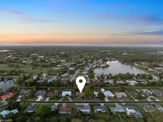 657  Pompano  DR, Naples, FL 34110