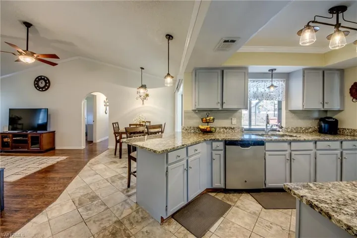 1504 Beechwood TRL, FORT MYERS FL 33919