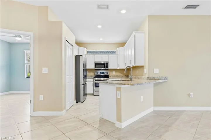 14050 Pine Lodge Ln, Fort Myers, Florida 33913