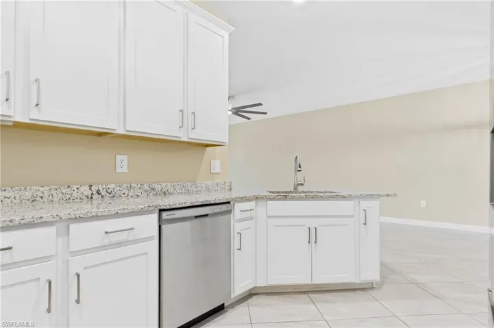 14050 Pine Lodge Ln, Fort Myers, Florida 33913