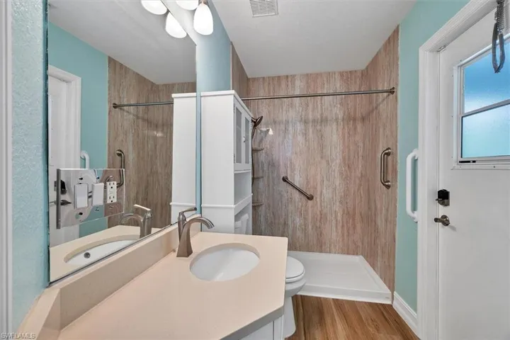 1469  Franklin  LN, North Port, FL 34286