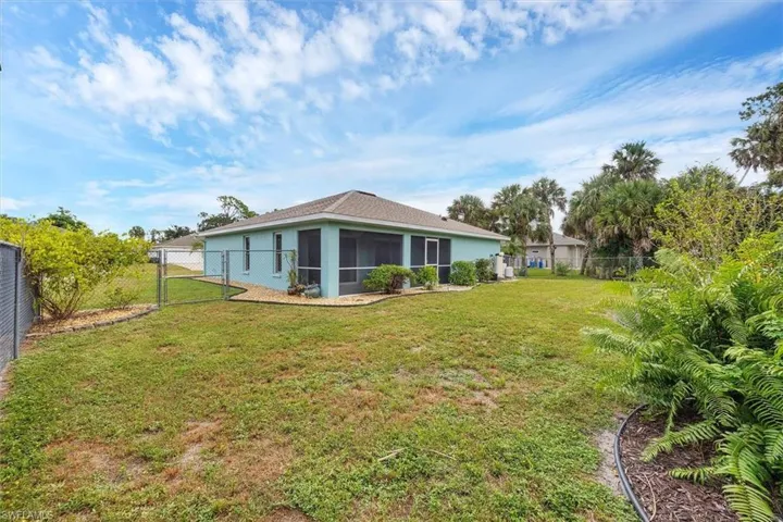 1469  Franklin  LN, North Port, FL 34286