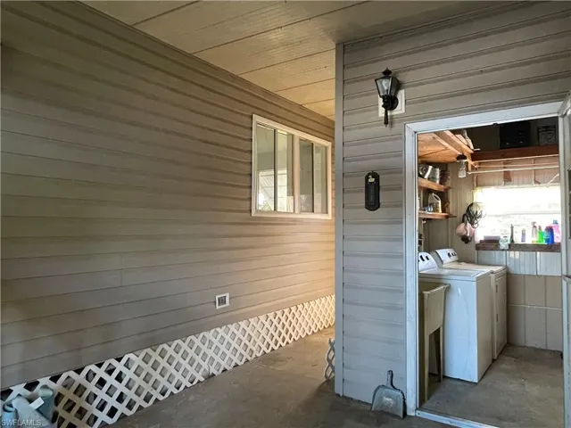 5506 Virginia Dare Ln, North Fort Myers, Florida 33917