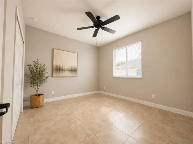 4035 Sw 8th Pl 101, Cape Coral, Florida 33914
