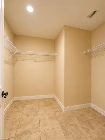 4035 Sw 8th Pl 101, Cape Coral, Florida 33914