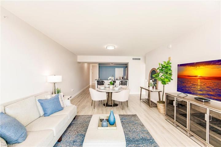 3000 Oasis Grand BLVD # 1201, FORT MYERS FL 33916