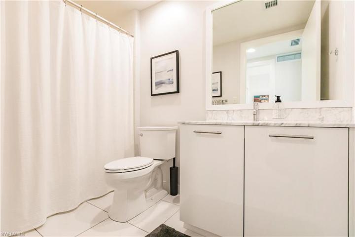 3000 Oasis Grand BLVD # 1201, FORT MYERS FL 33916