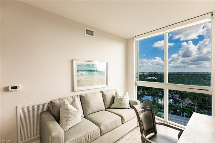 3000 Oasis Grand BLVD # 1201, FORT MYERS FL 33916