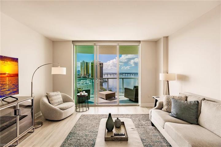 3000 Oasis Grand BLVD # 1201, FORT MYERS FL 33916