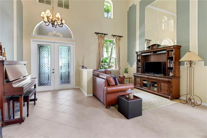 5730 Lago Villaggio Way, Naples, Florida 34104