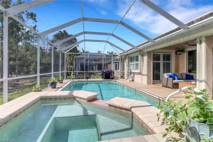 5730 Lago Villaggio Way, Naples, Florida 34104