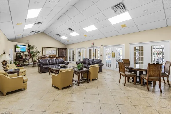 Building lobby featuring a high drop ceiling