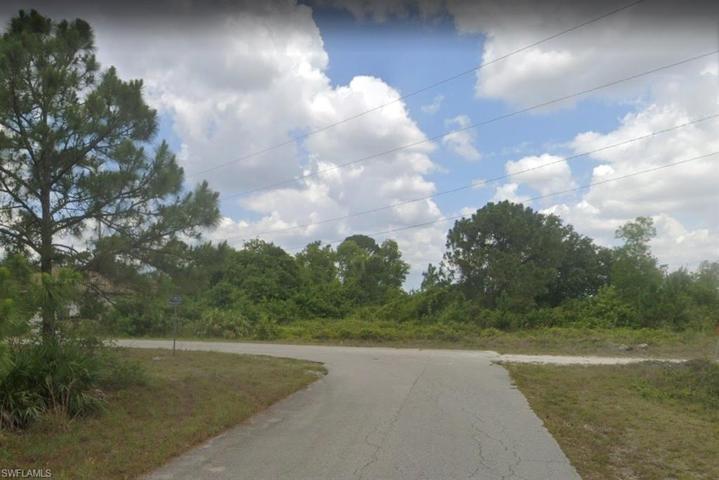 358  Charwood S AVE, LEHIGH ACRES, FL 33974