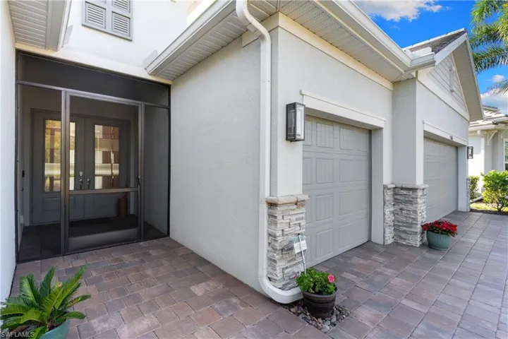 15086  Blue Bay  CIR, Fort Myers, FL 33913
