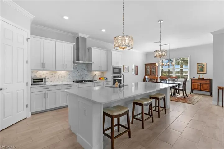 15086  Blue Bay  CIR, Fort Myers, FL 33913