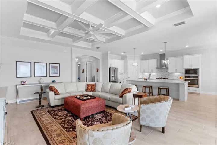 15086  Blue Bay  CIR, Fort Myers, FL 33913