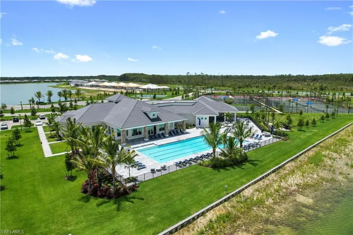 15086  Blue Bay  CIR, Fort Myers, FL 33913