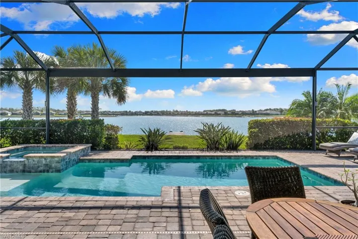 15086  Blue Bay  CIR, Fort Myers, FL 33913