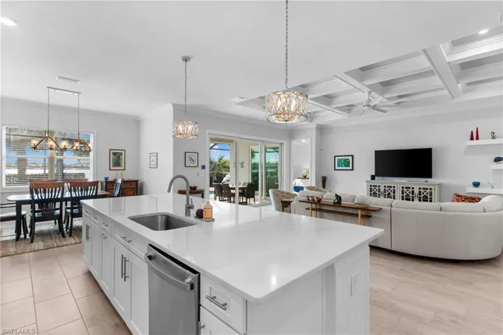 15086  Blue Bay  CIR, Fort Myers, FL 33913