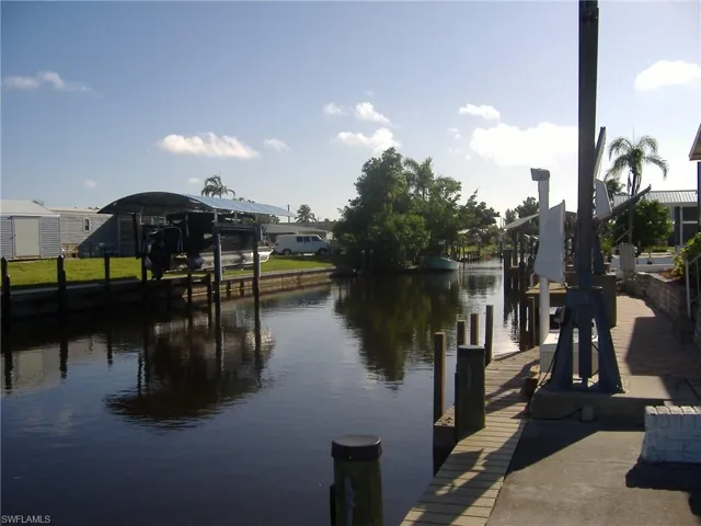 Gulf Access canal no bridges or lifts.