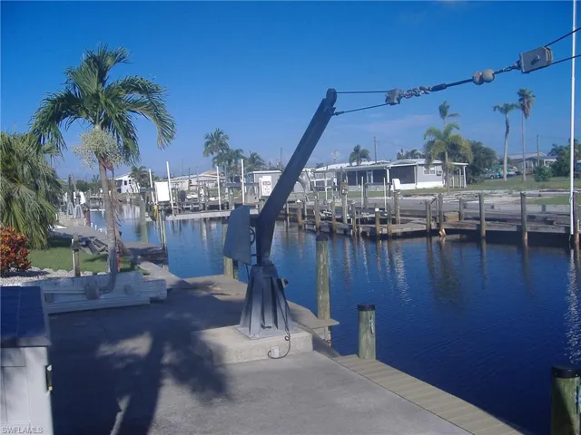 Great view of canal to bay and Gulf