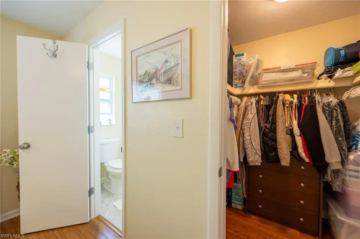 walk-in closet and half bath in guest room1