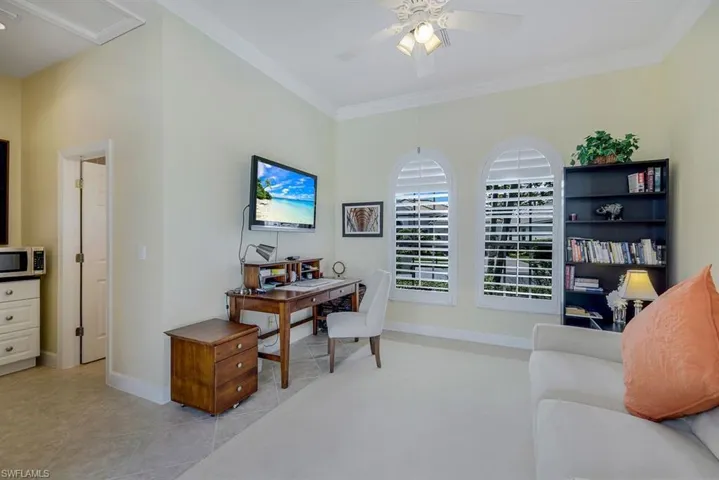 Cabana rm w/ full bath