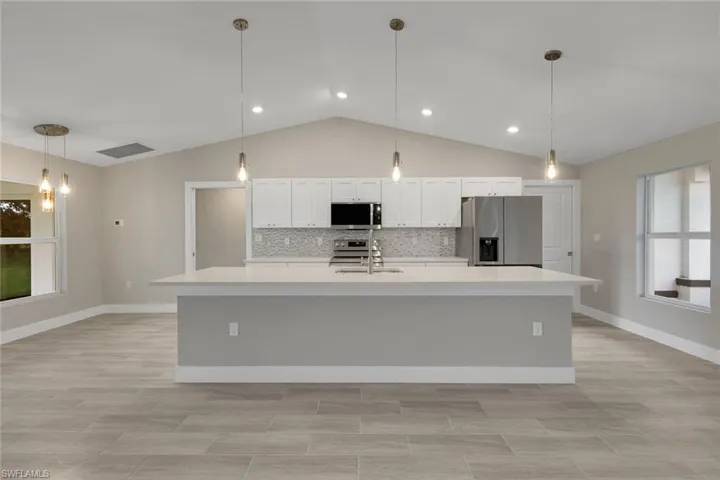 4408 Ne 21st Pl, Cape Coral, Florida 33909