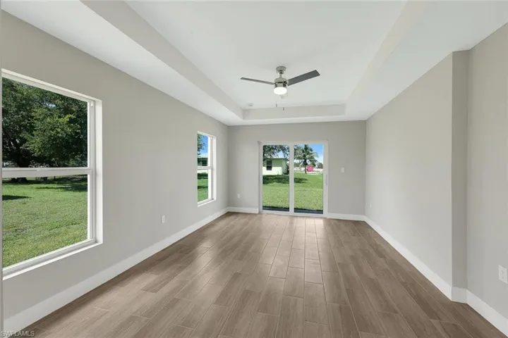 owner's suite with private bathroom