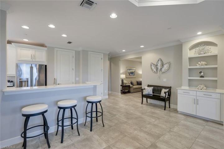 8769 Bellano CT # 104, NAPLES FL 34119