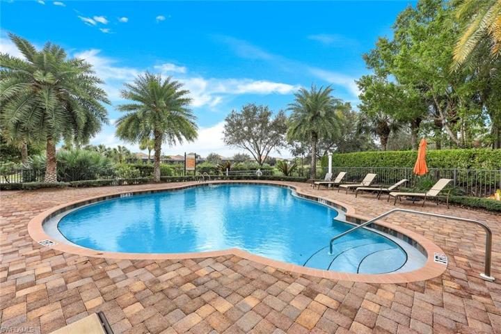 8769 Bellano CT # 104, NAPLES FL 34119