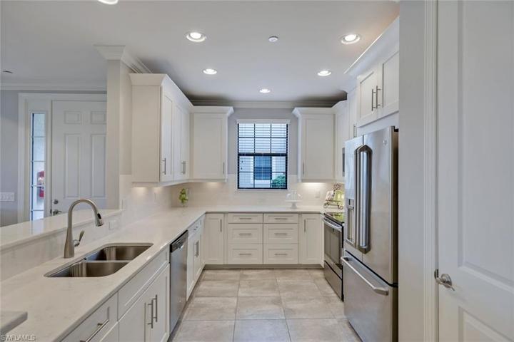 8769 Bellano CT # 104, NAPLES FL 34119