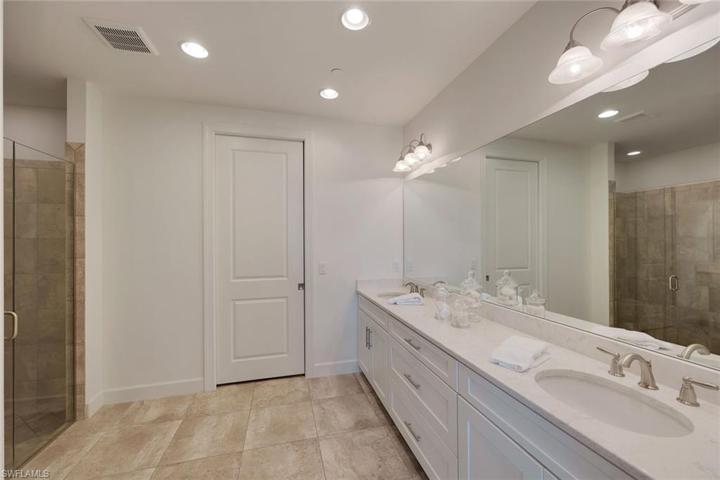 8769 Bellano CT # 104, NAPLES FL 34119