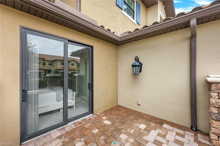8769 Bellano CT # 104, NAPLES FL 34119