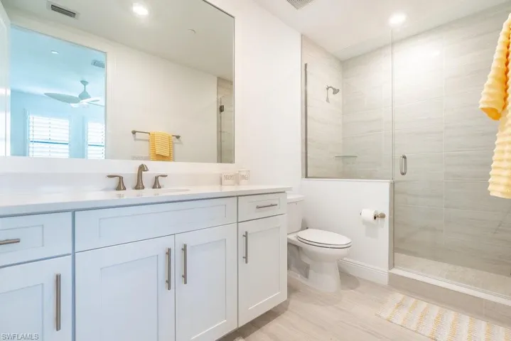 Full Ensuite to guest bedroom 2
