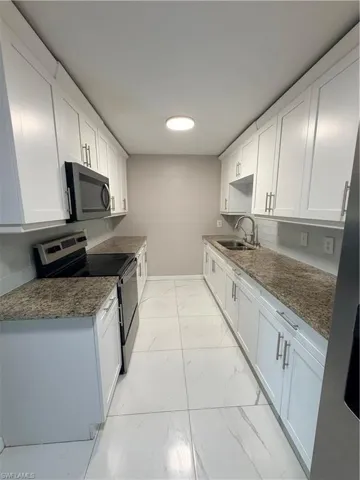 18572 Sarasota Rd, Fort Myers, Florida 33967