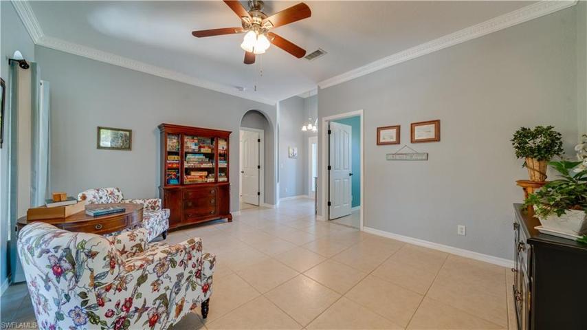 Master Suite to the left, Office/Den to the right. The lighted and clearly defined foyer - straight ahead. Room, room, room to spare.